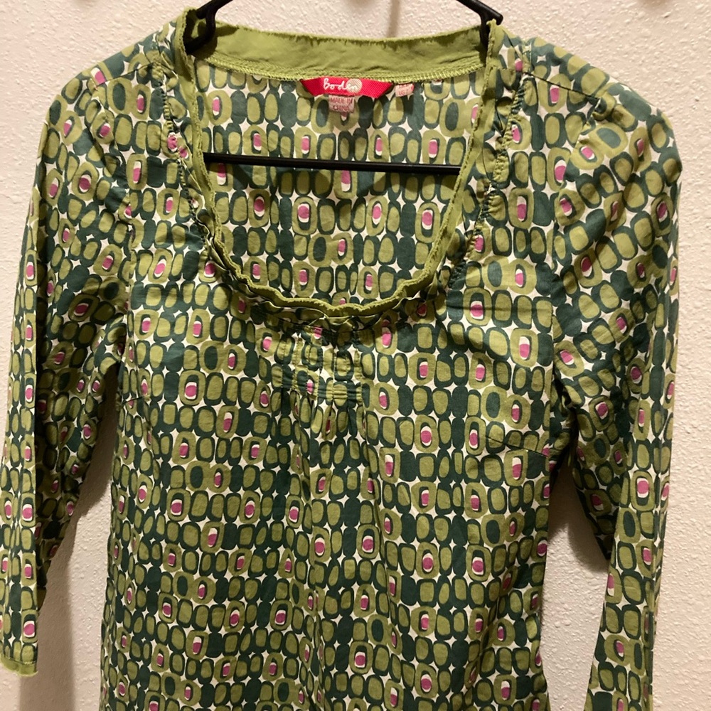 EUC Women’s Boden Top Size 2